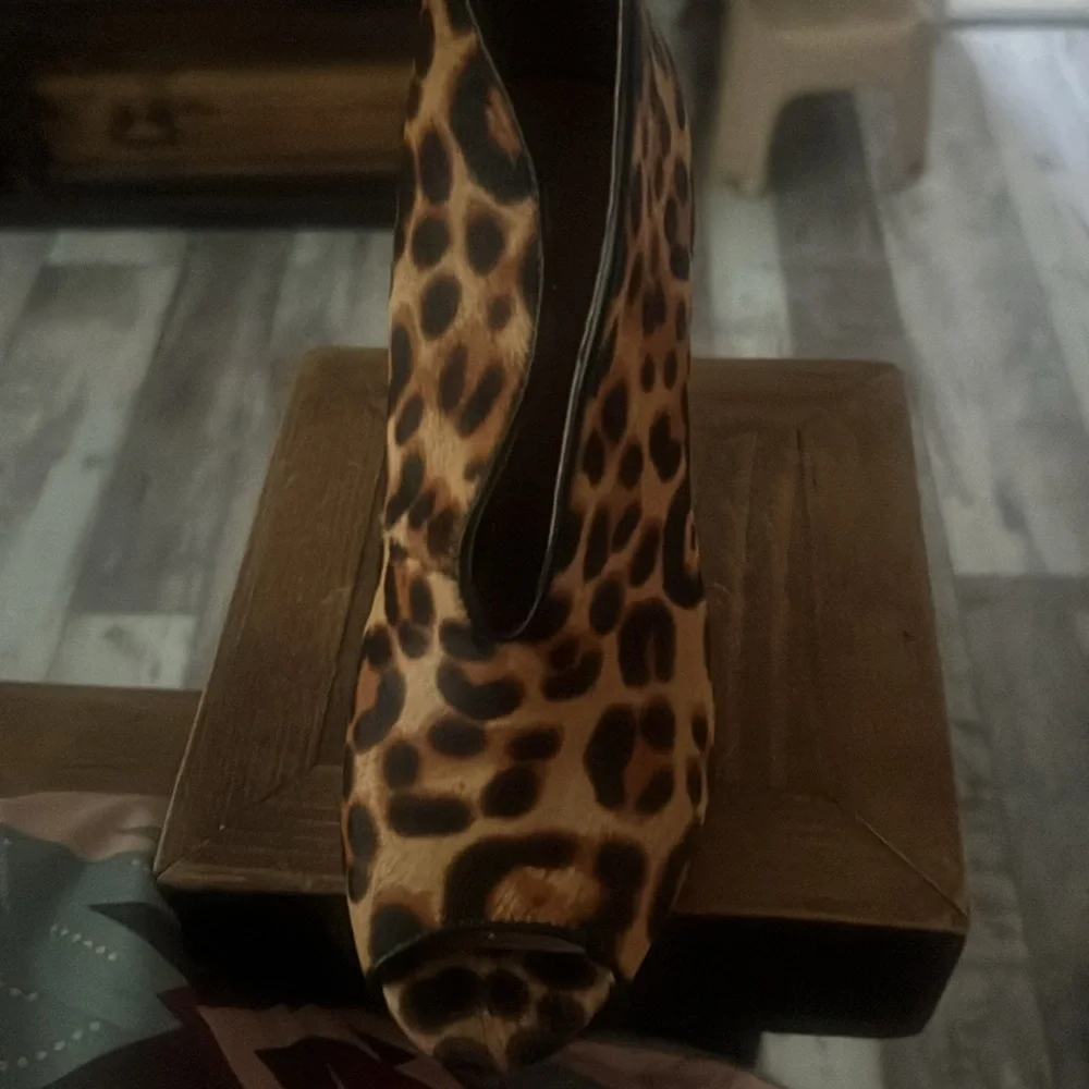 Leopard print ankle booty style - Picture 3 of 5